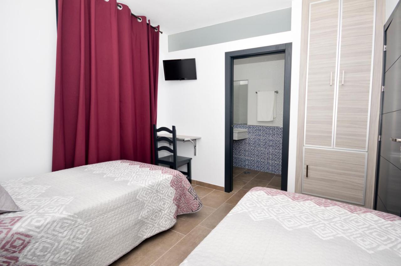 Hostal Maria Jose 콘일데라프론테라 외부 사진