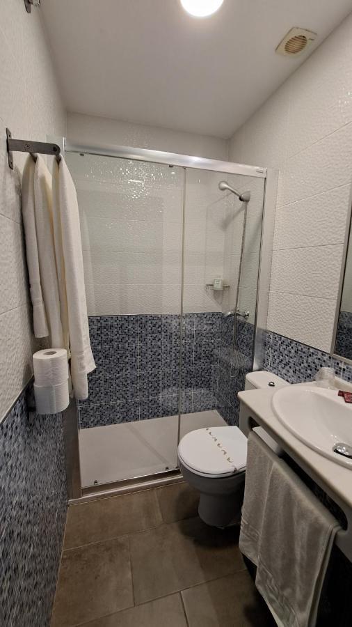 Hostal Maria Jose 콘일데라프론테라 외부 사진