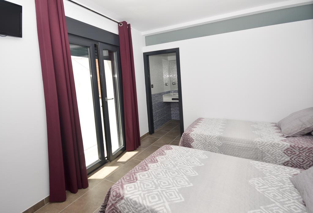 Hostal Maria Jose 콘일데라프론테라 외부 사진