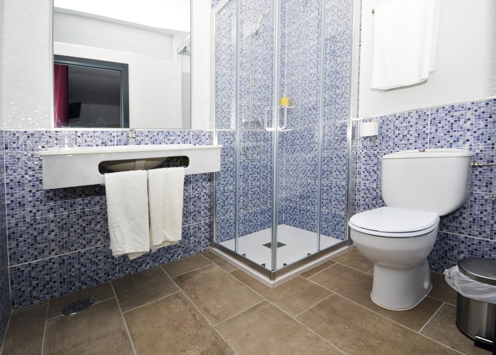 Hostal Maria Jose 콘일데라프론테라 외부 사진