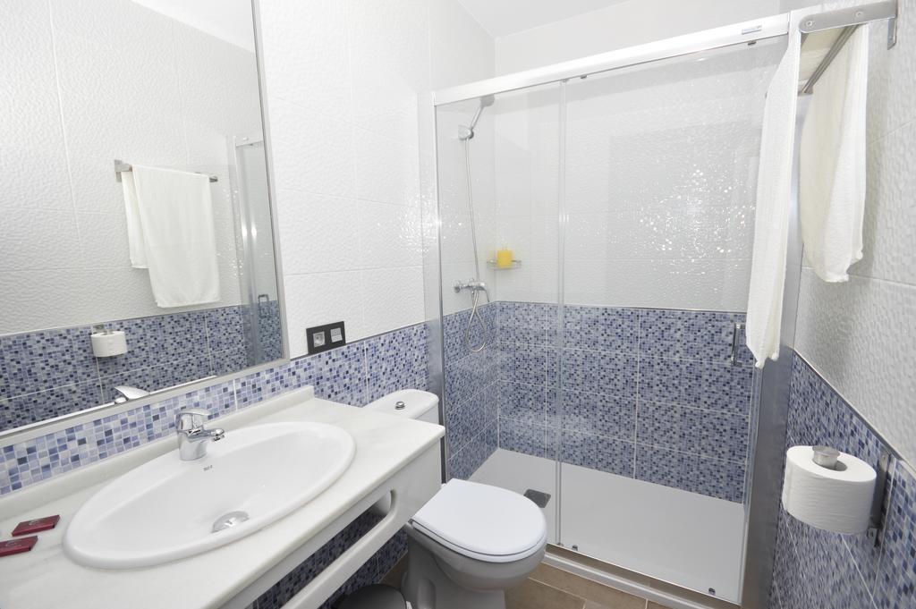Hostal Maria Jose 콘일데라프론테라 외부 사진