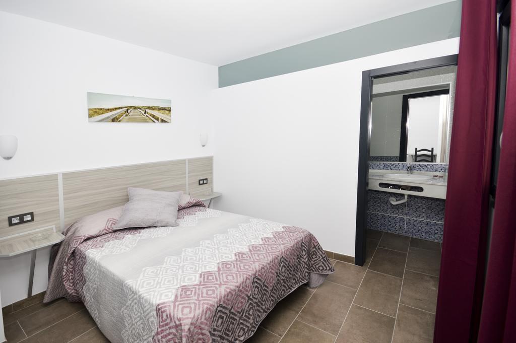 Hostal Maria Jose 콘일데라프론테라 외부 사진